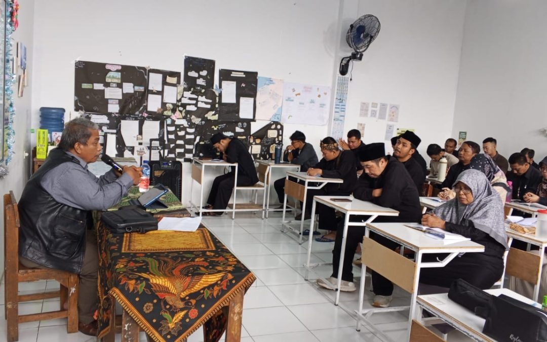 Matangkan Persiapan Ujian Madrasah, MI Al Ishlah Gelar Rapat Evaluasi dan Koordinasi