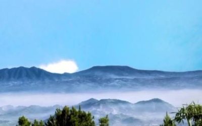 Menelusuri Keindahan dan Dinamika Geografi Kota Bandung: Dari Cekungan Purba hingga Laboratorium Pendidikan